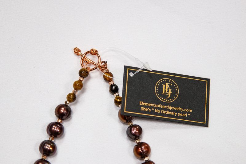 Chocolate Pearl Deluxe image 1