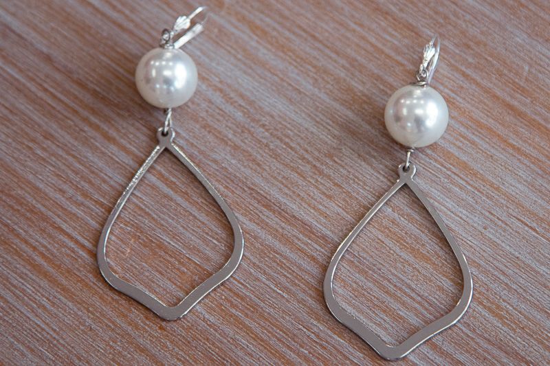 Kya Earrings image 1