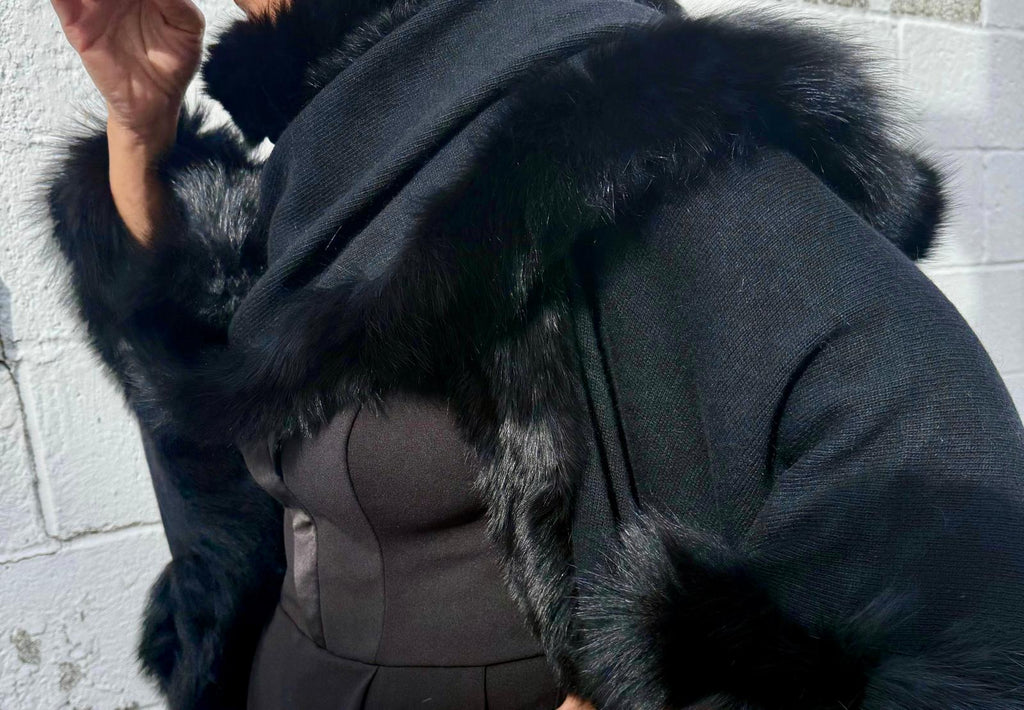 Black Elegance Shawl