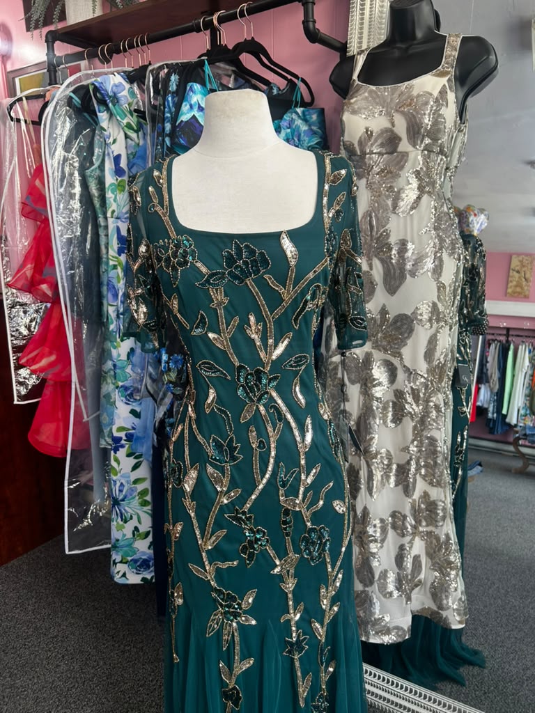 Emerald Green Embroidered Evening Gown | Elegant Formal Dress for Women